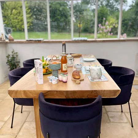 La Paix, De Charme Dans Le Bocage Normand *