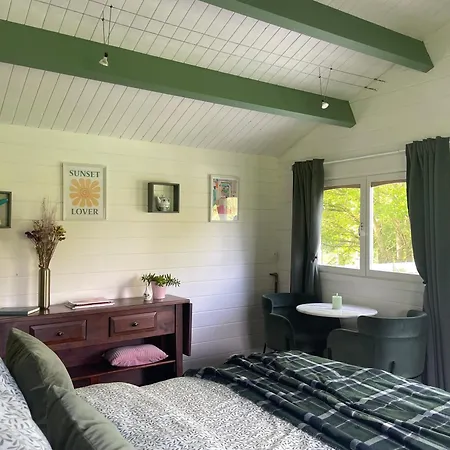 La Paix, De Charme Dans Le Bocage Normand 3*