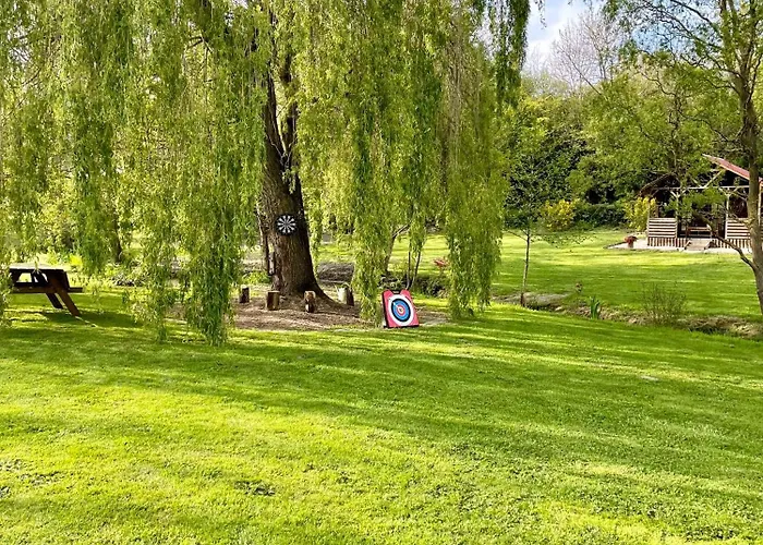Bed & Breakfast La Paix, De Charme Dans Le Bocage Normand 3*