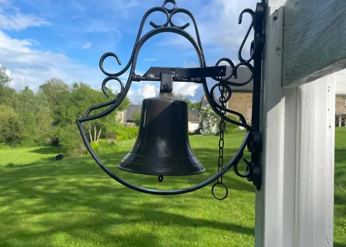 Bed & Breakfast La Paix, De Charme Dans Le Bocage Normand 3*